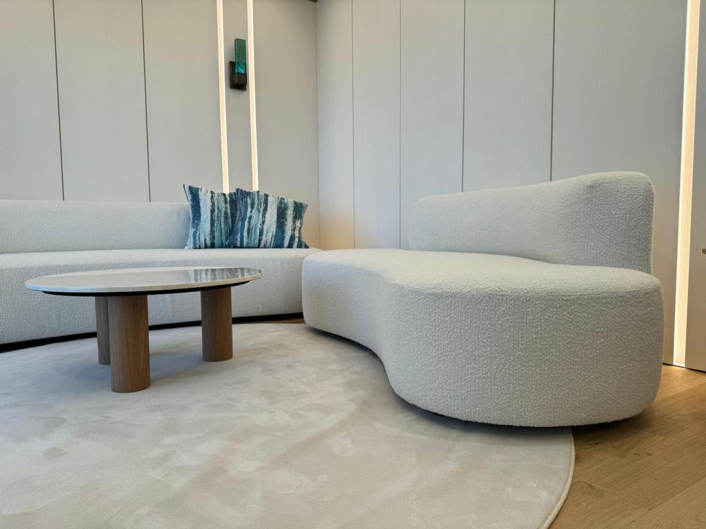 divano-in-bouclé-residenza-montecarlo